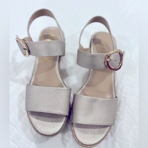 Women’s sandals